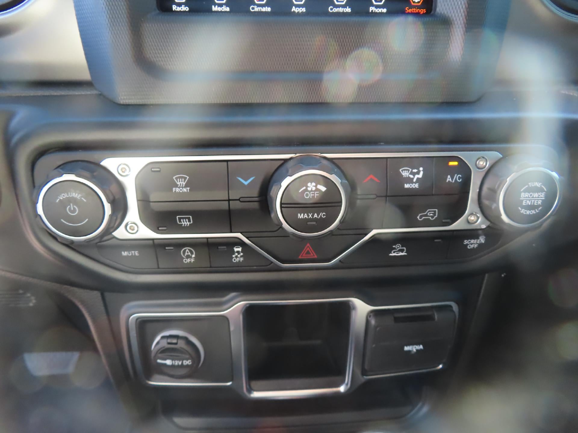 2023 Jeep Gladiator Sport