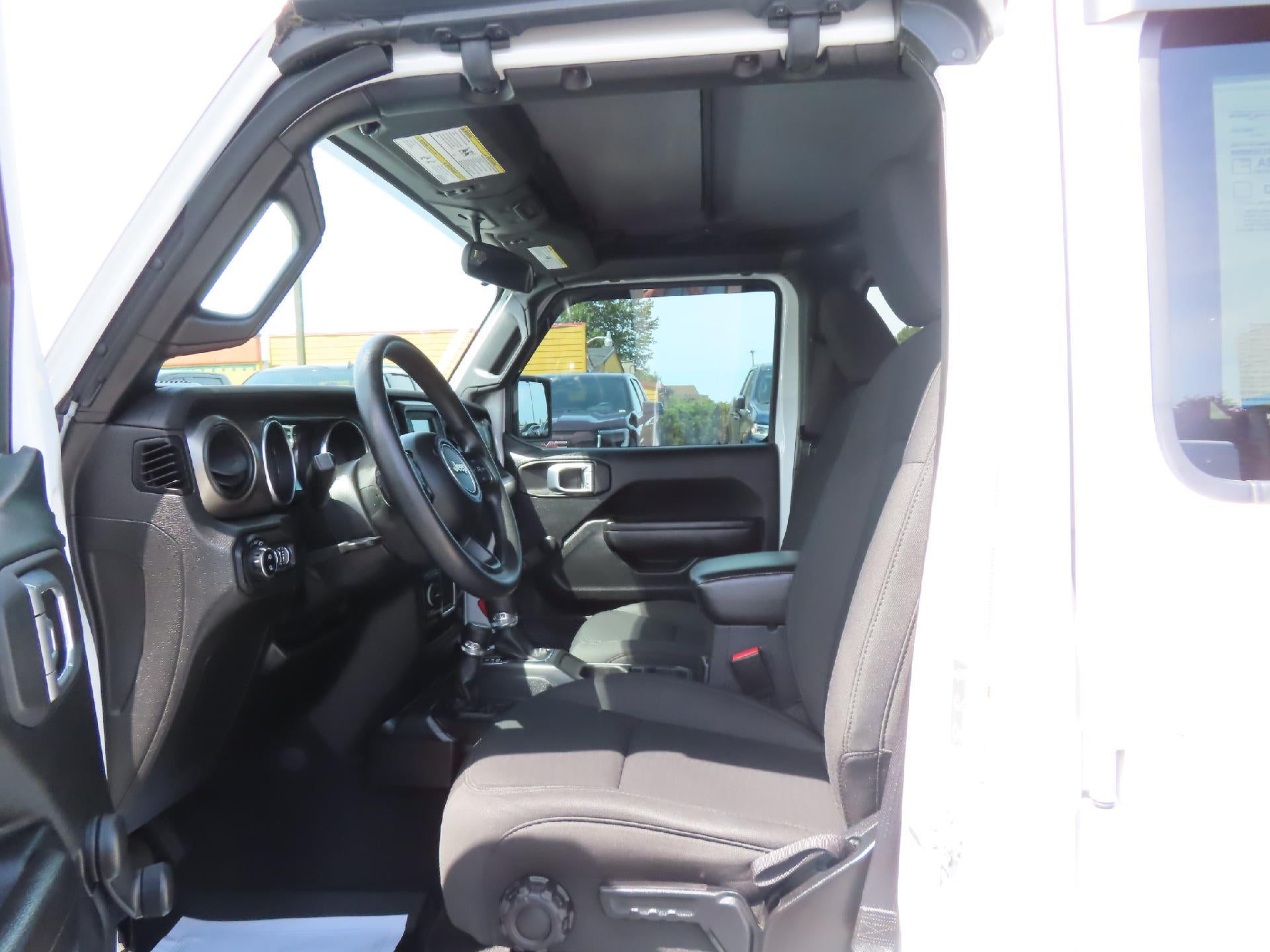 2021 Jeep Gladiator Sport