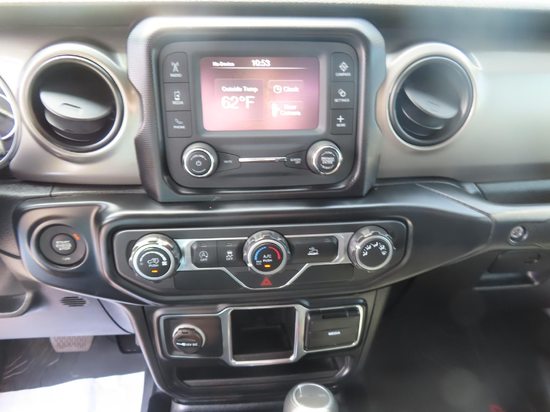 2021 Jeep Gladiator Sport