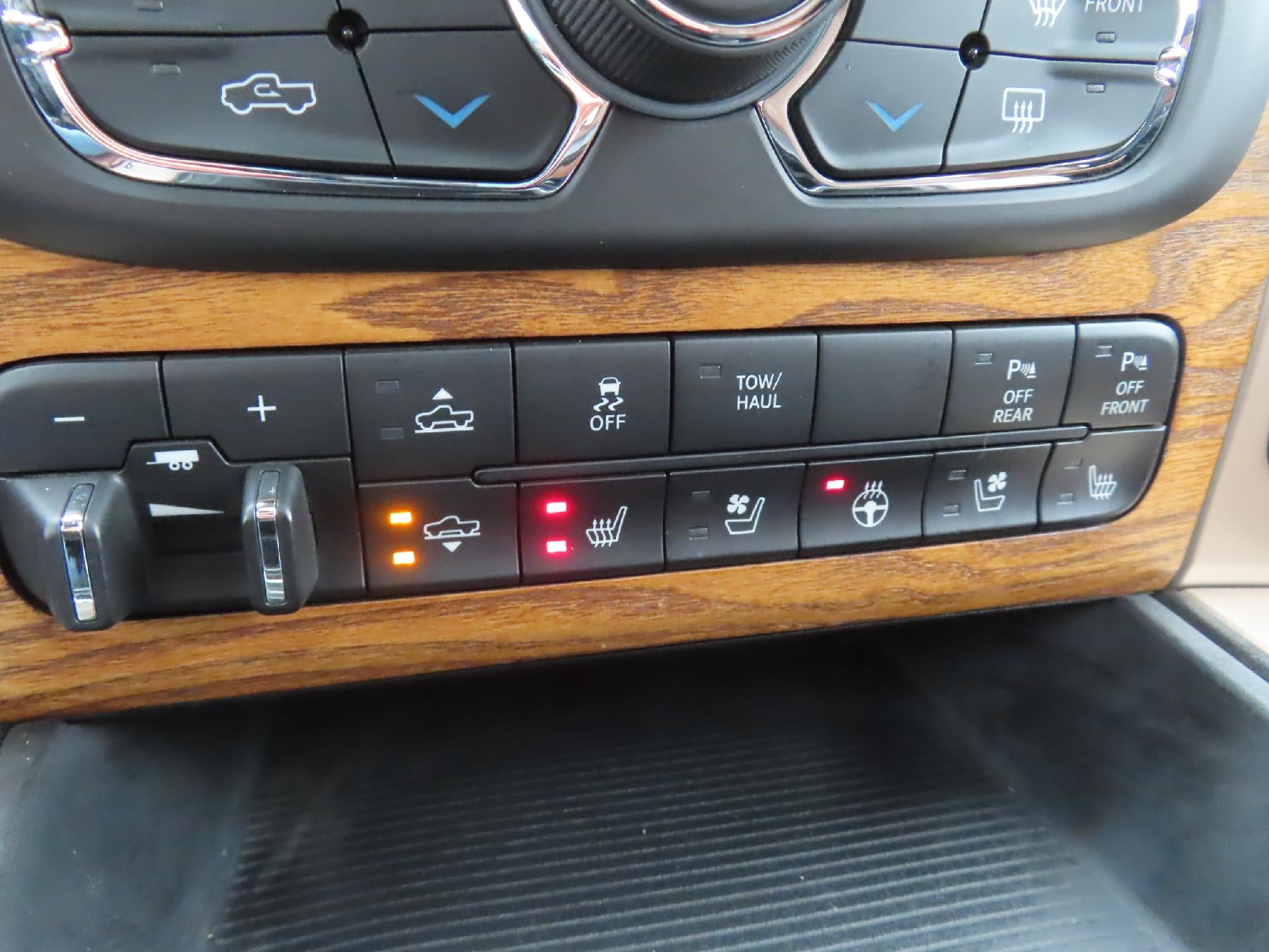 2015 RAM 1500 Laramie Longhorn