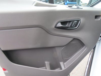 2024 Ford Transit Passenger Wagon XLT