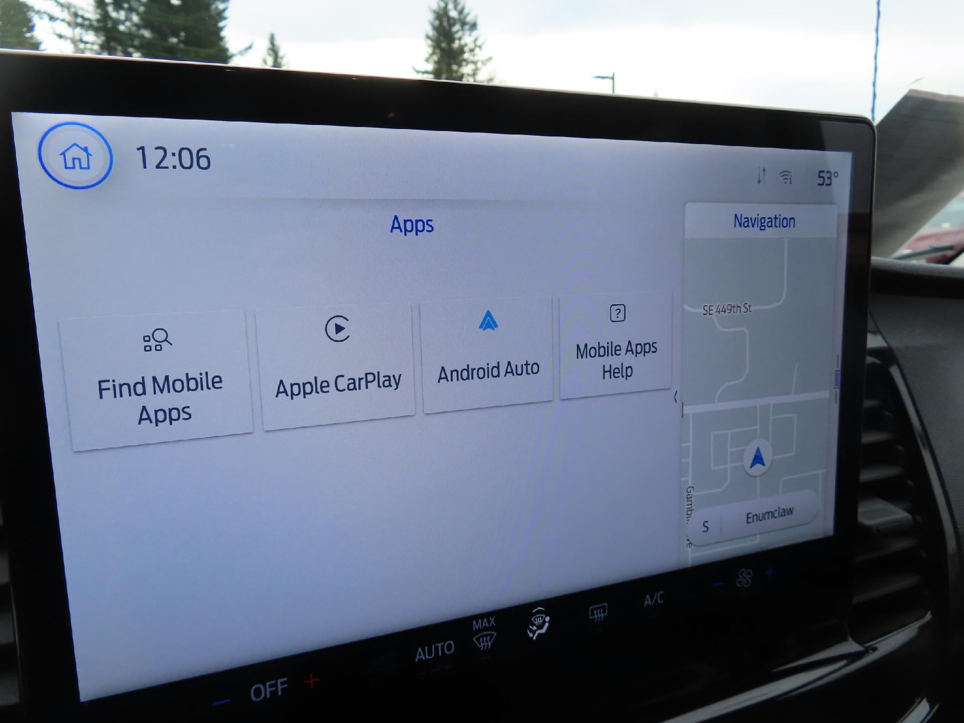 2024 Ford Transit Passenger Wagon XLT