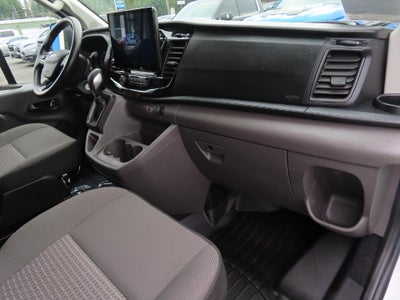 2024 Ford Transit Passenger Wagon XLT