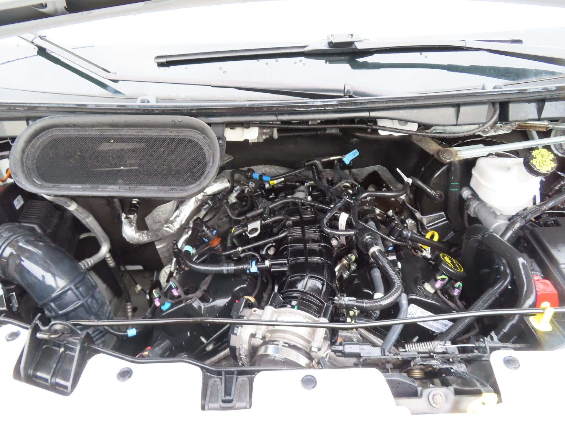 2024 Ford Transit Passenger Wagon XLT