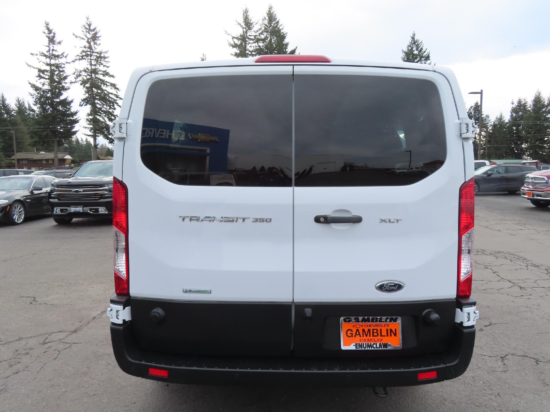 2024 Ford Transit Passenger Wagon XLT