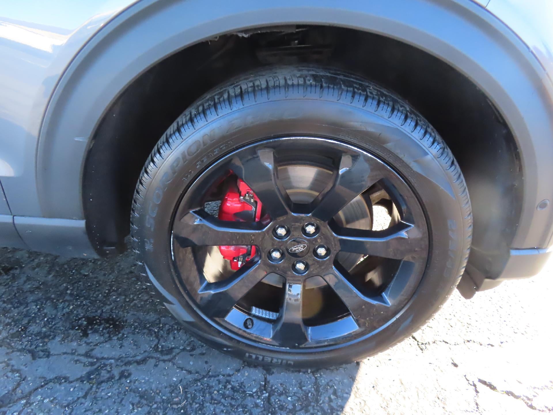 2022 Ford Explorer ST