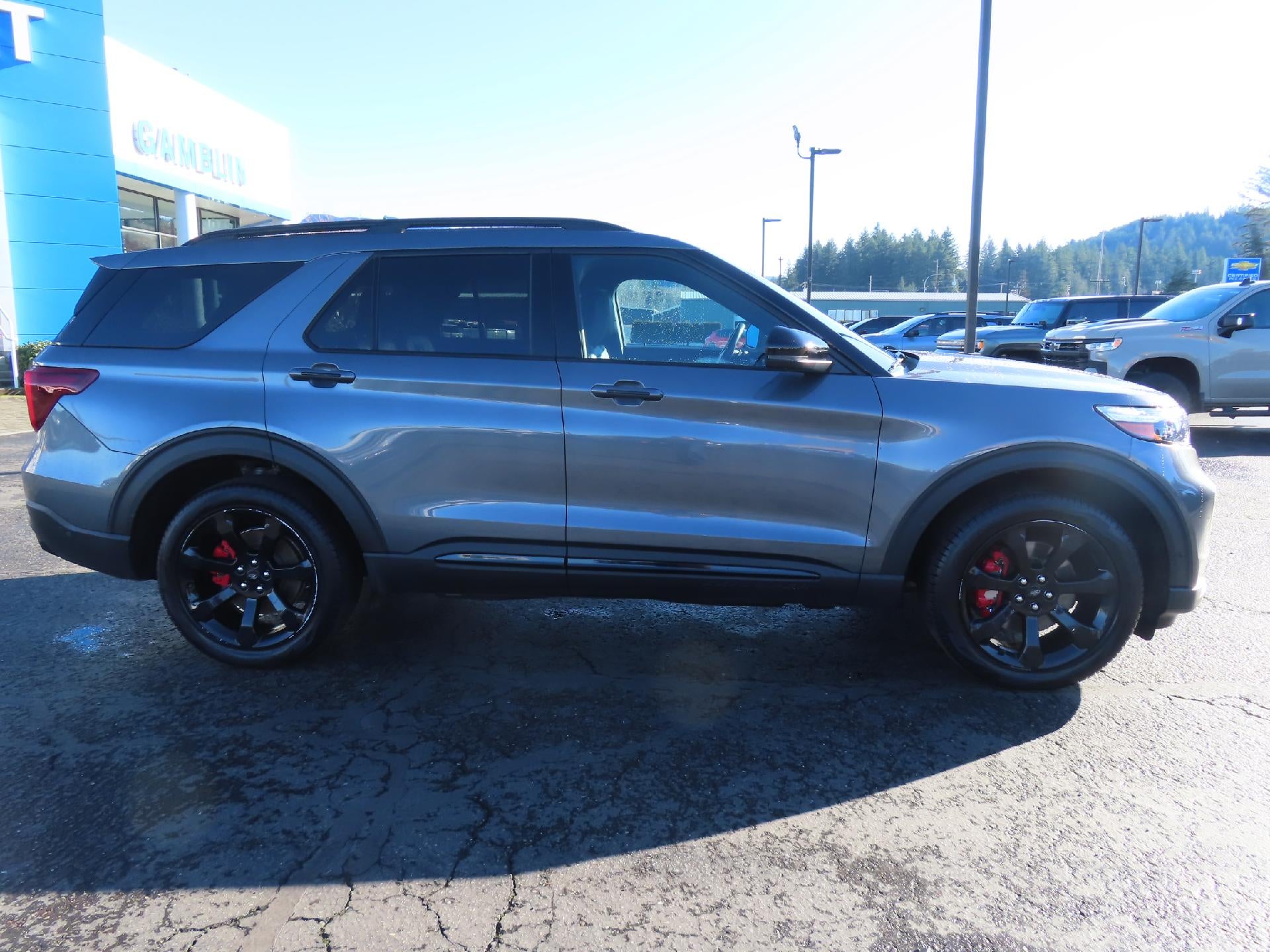 2022 Ford Explorer ST