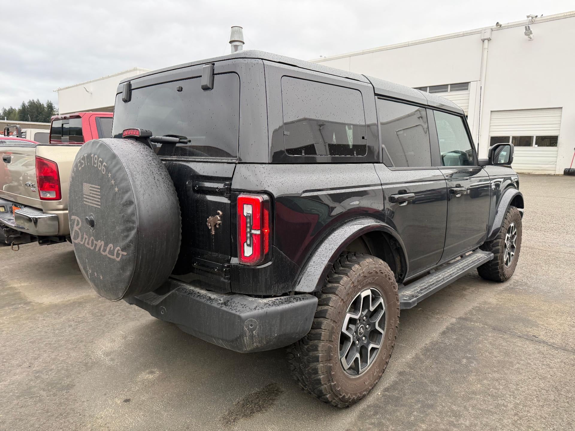 2024 Ford BRONCO Outer Banks