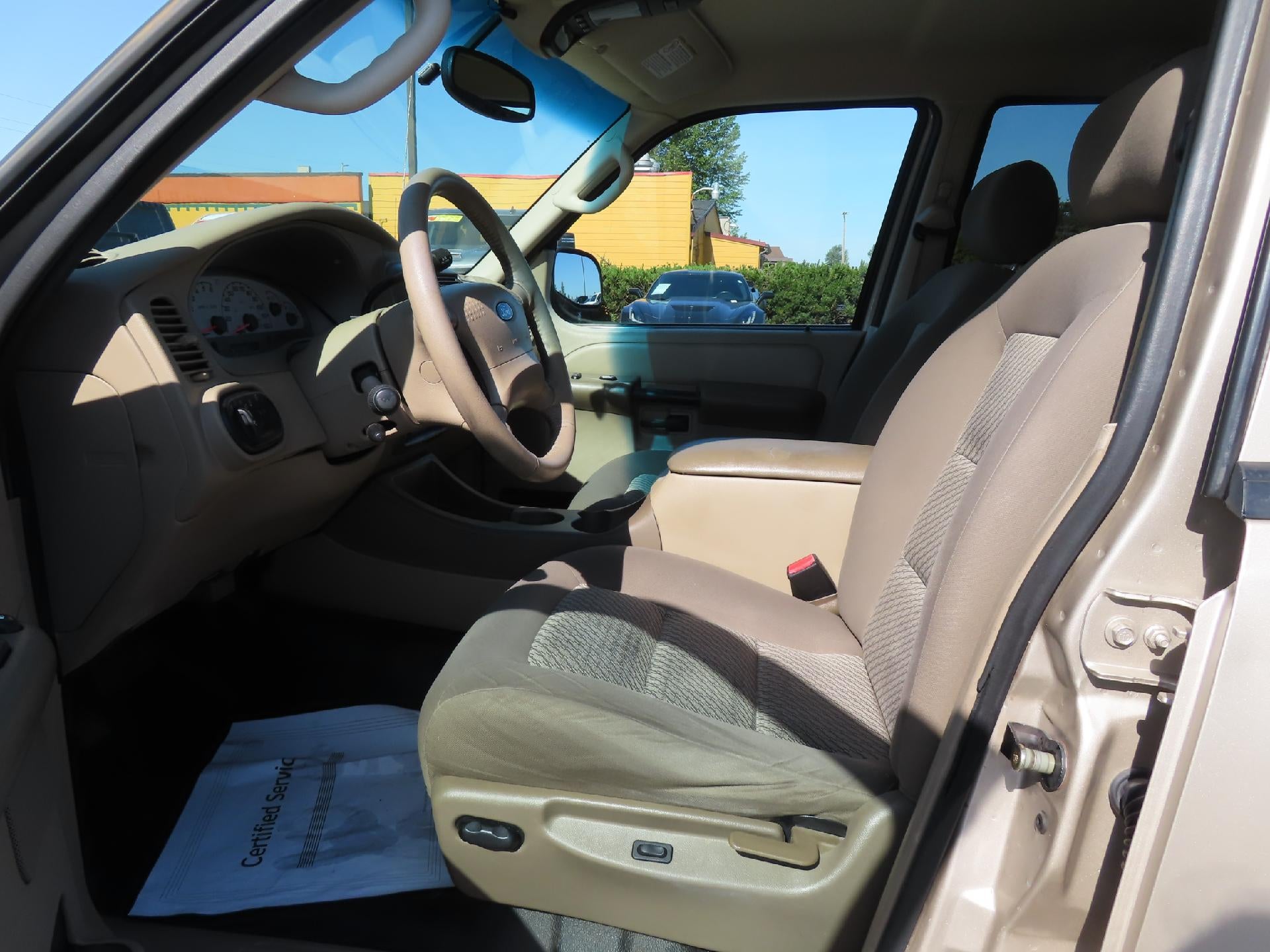 2004 Ford Explorer Sport Trac XLT