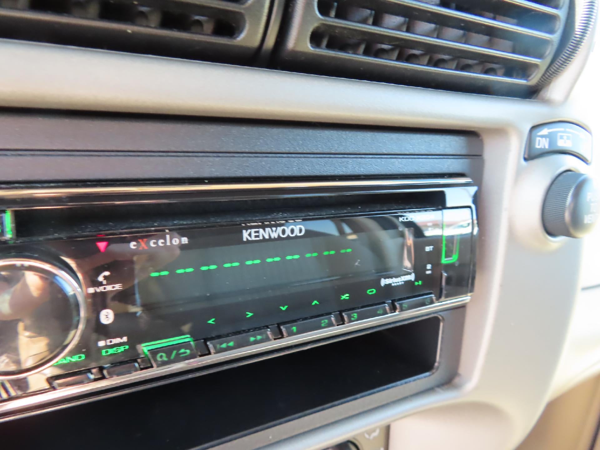 2004 Ford Explorer Sport Trac XLT