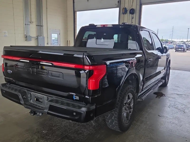 2022 Ford F-150 Lightning Lariat