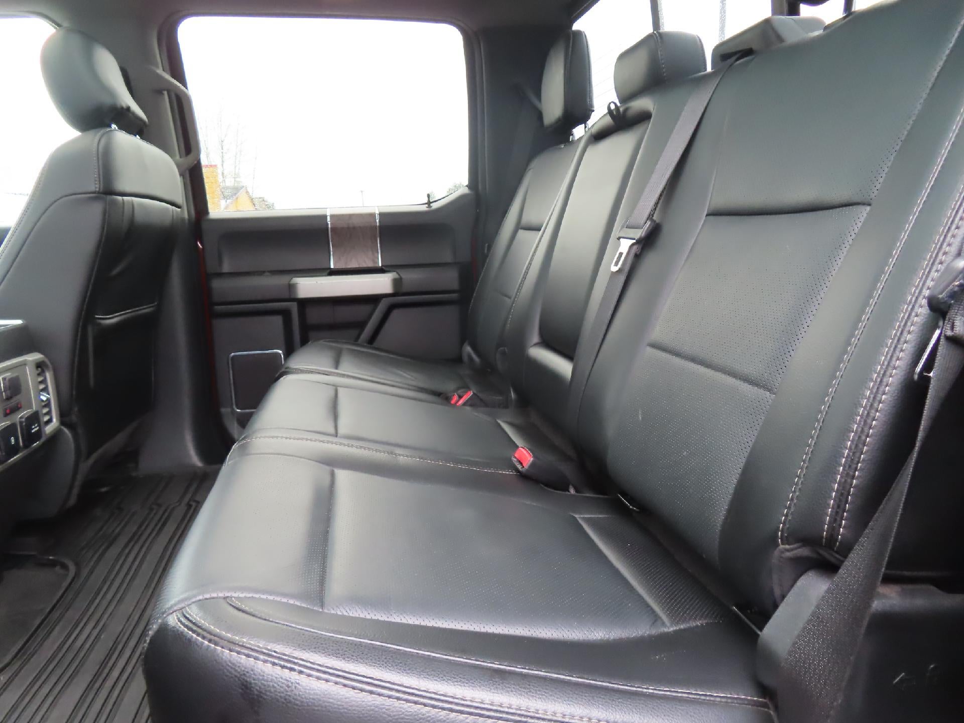 2017 Ford Super Duty F-350 SRW Lariat