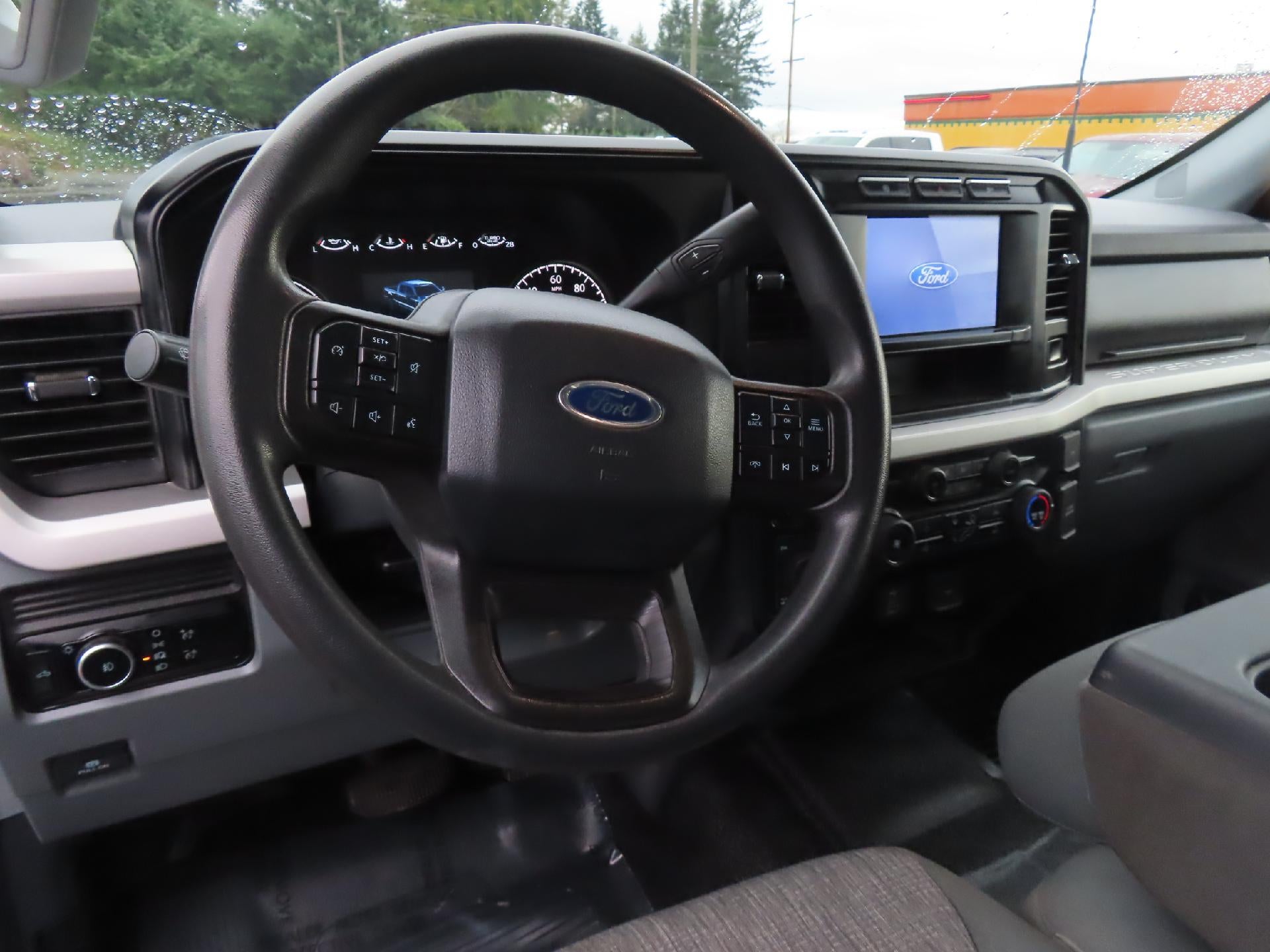 2024 Ford Super Duty F-350 SRW XLT