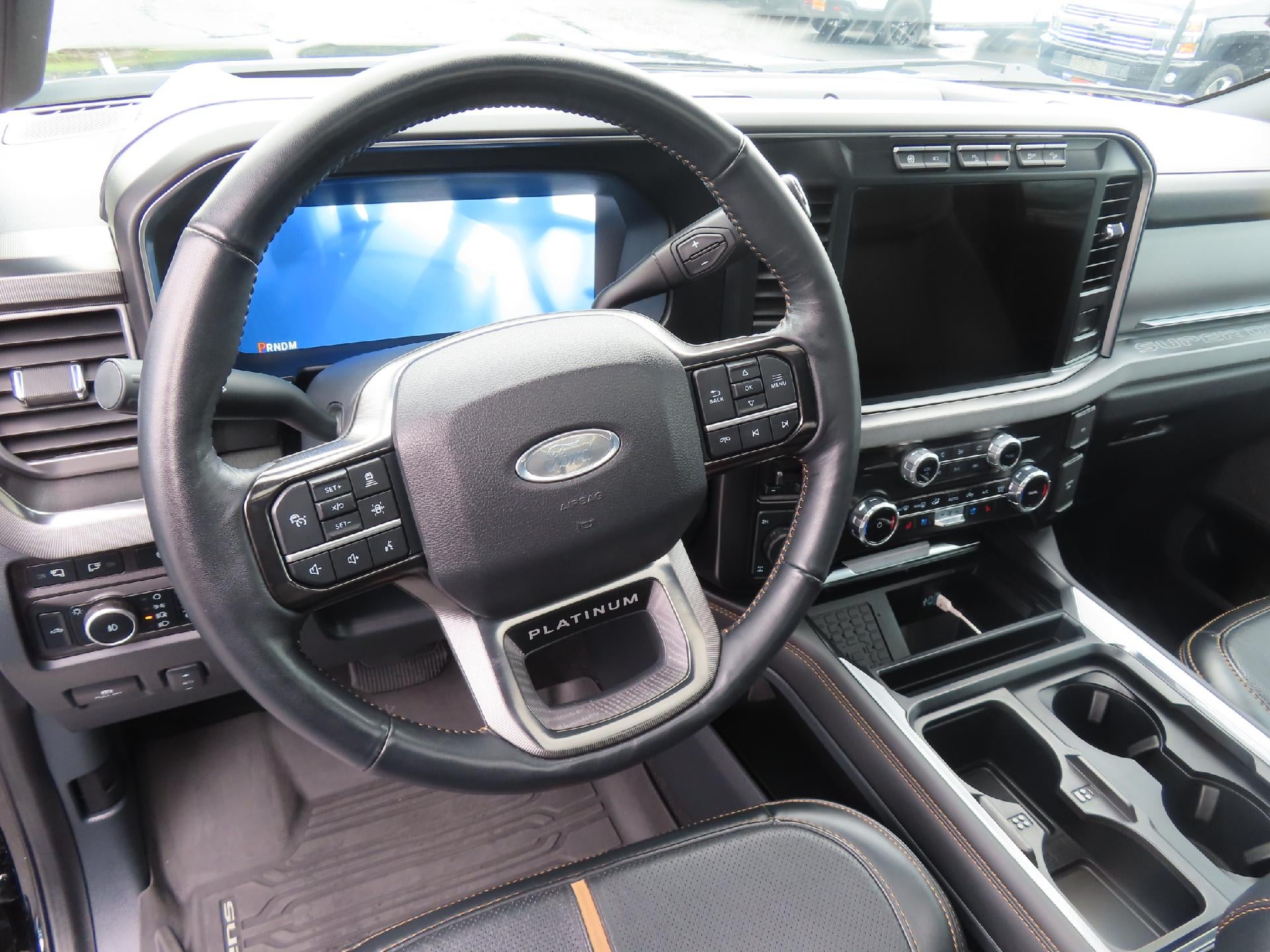 2024 Ford Super Duty F-350 SRW Platinum