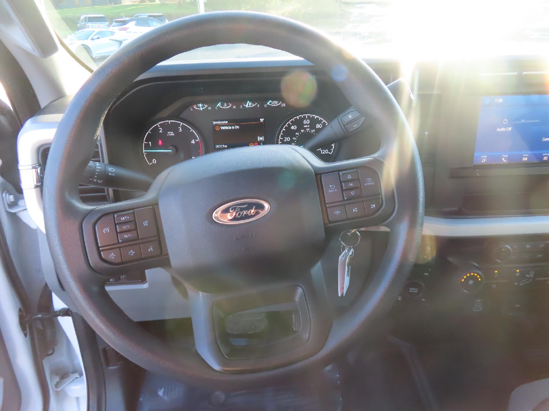 2024 Ford Super Duty F-350 SRW XLT