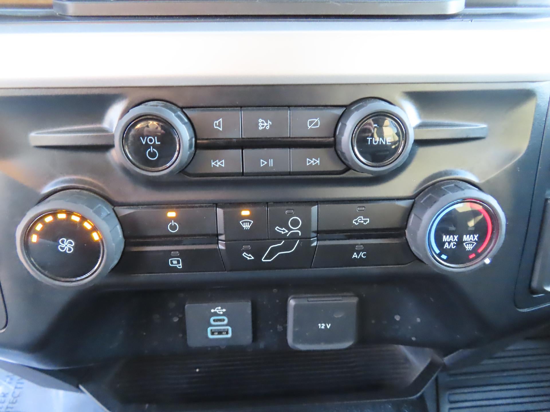 2024 Ford Super Duty F-350 SRW XLT