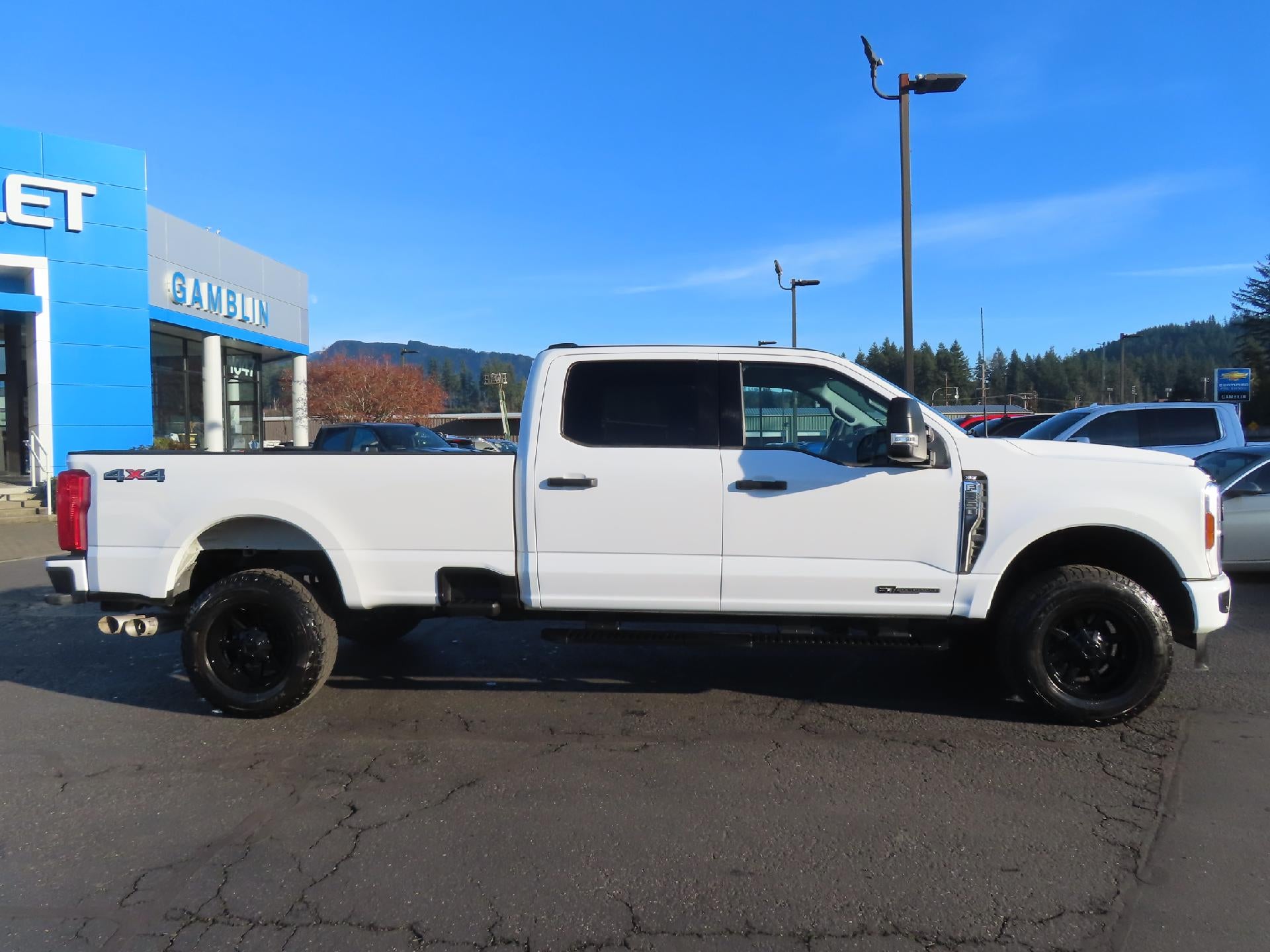 2024 Ford Super Duty F-350 SRW XLT