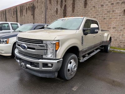 2017 Ford Super Duty F-350 DRW Lariat