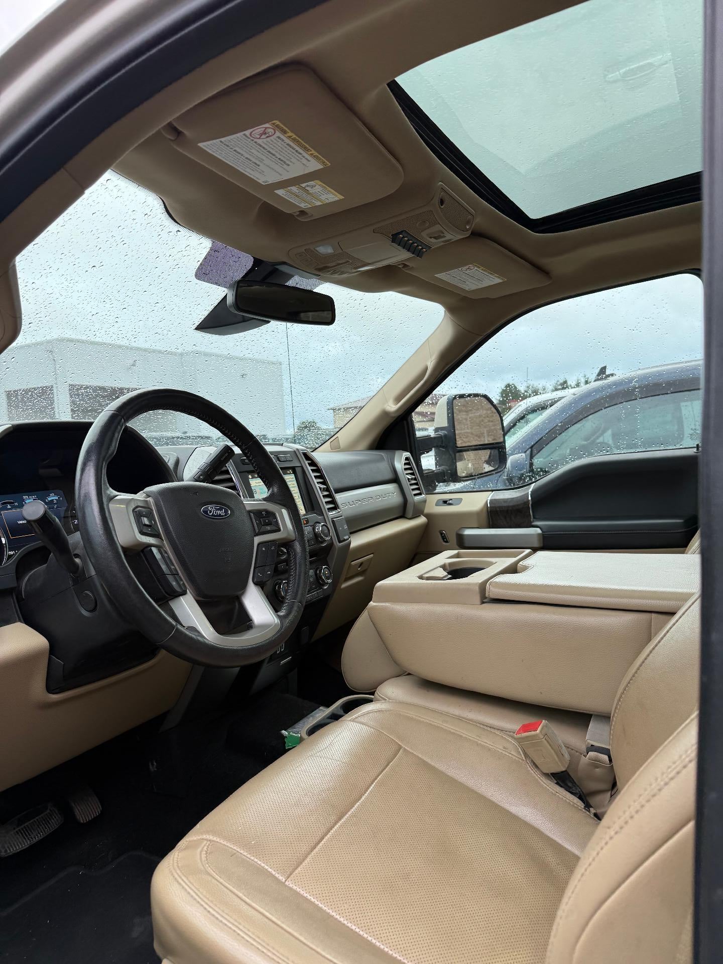 2017 Ford Super Duty F-350 DRW Lariat