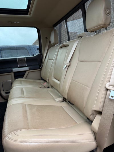 2017 Ford Super Duty F-350 DRW Lariat