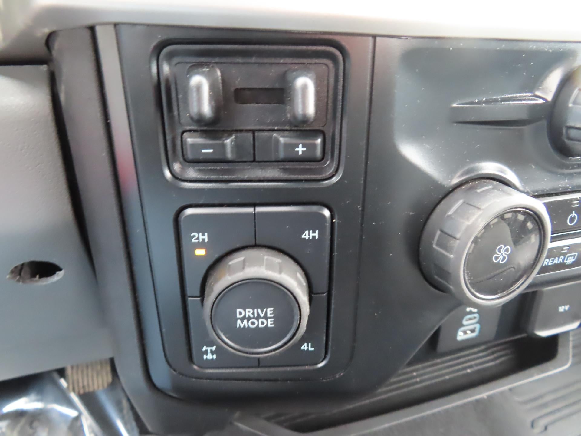 2023 Ford Super Duty F-350 SRW XLT