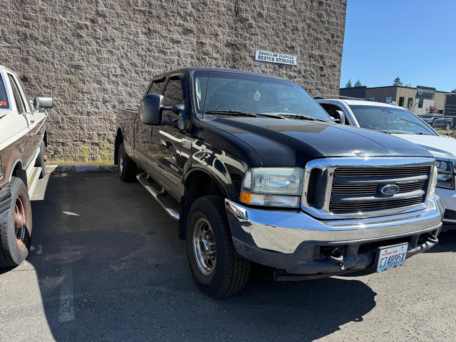 2003 Ford Super Duty F-350 SRW Lariat