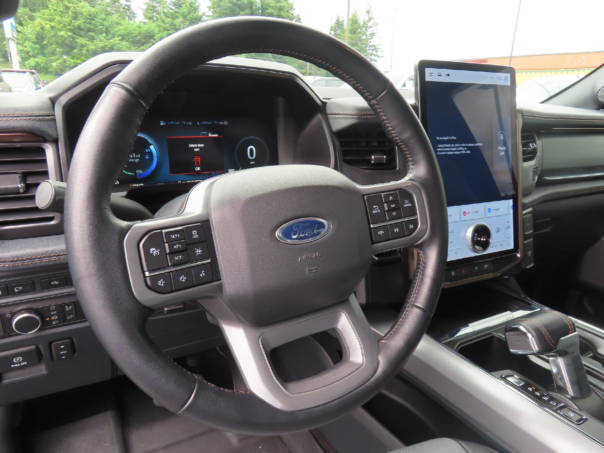 2022 Ford F-150 Lightning Lariat