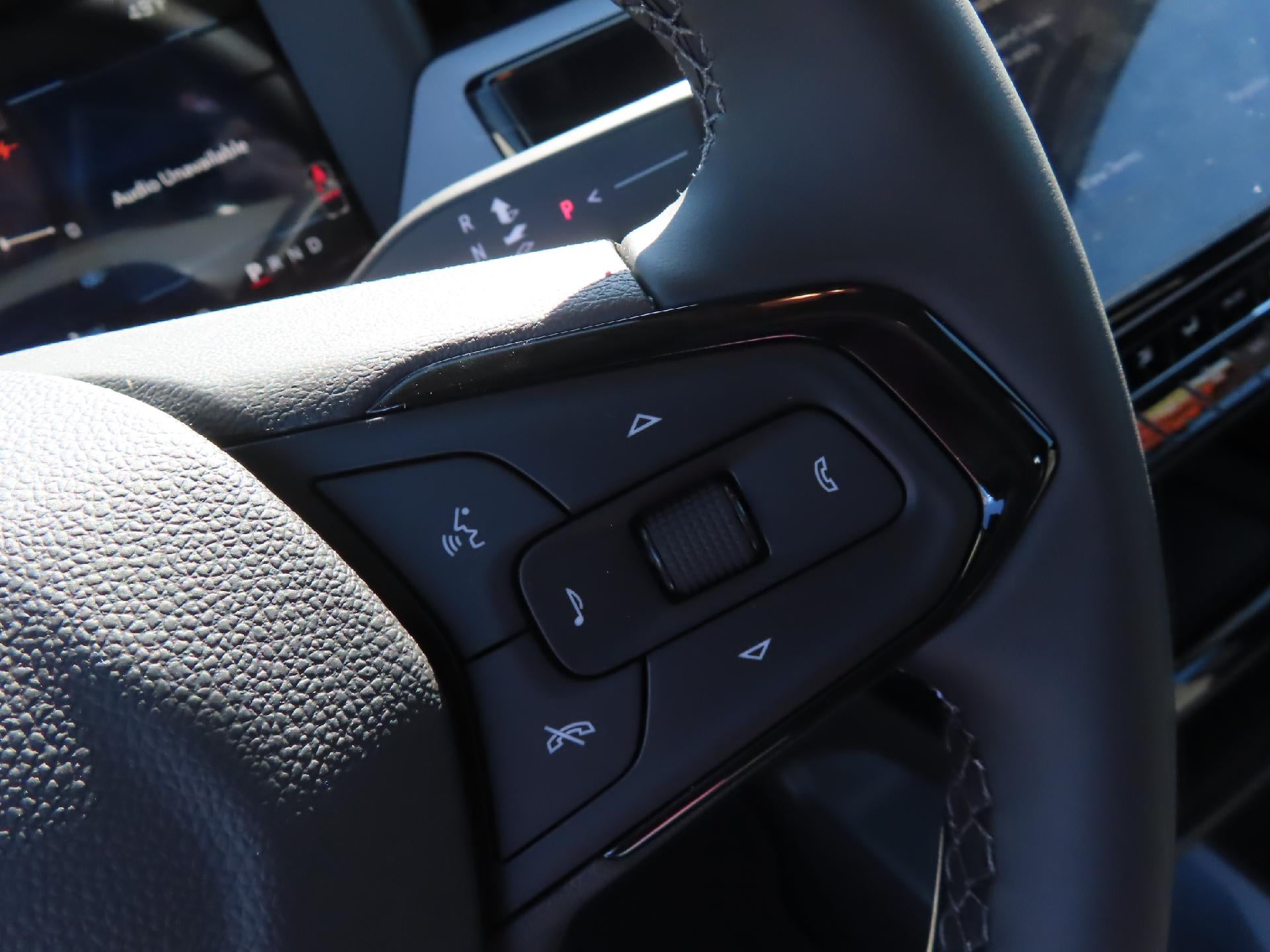 2027 Chevrolet Bolt LT FWD