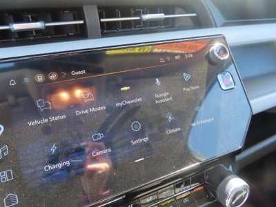 2027 Chevrolet Bolt LT FWD