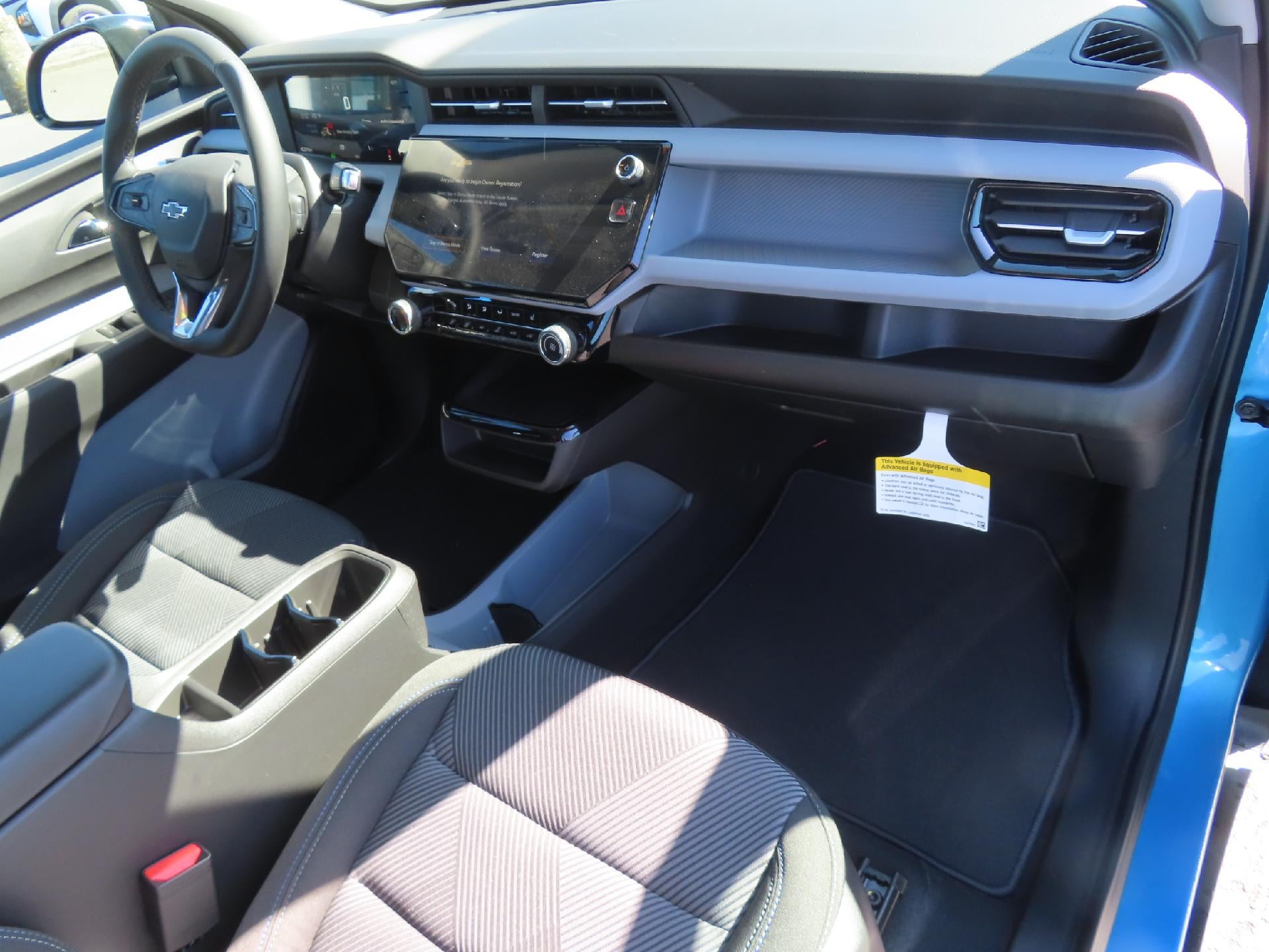 2027 Chevrolet Bolt LT FWD