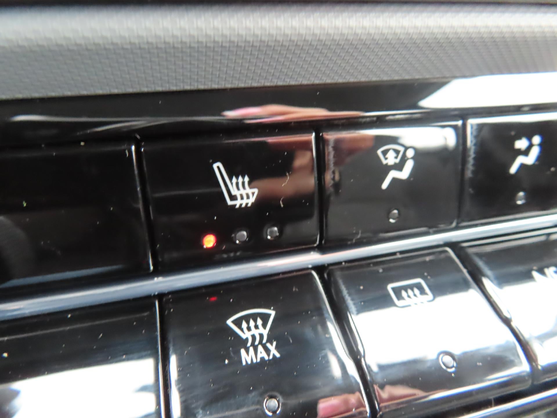 2027 Chevrolet Bolt EUV LT