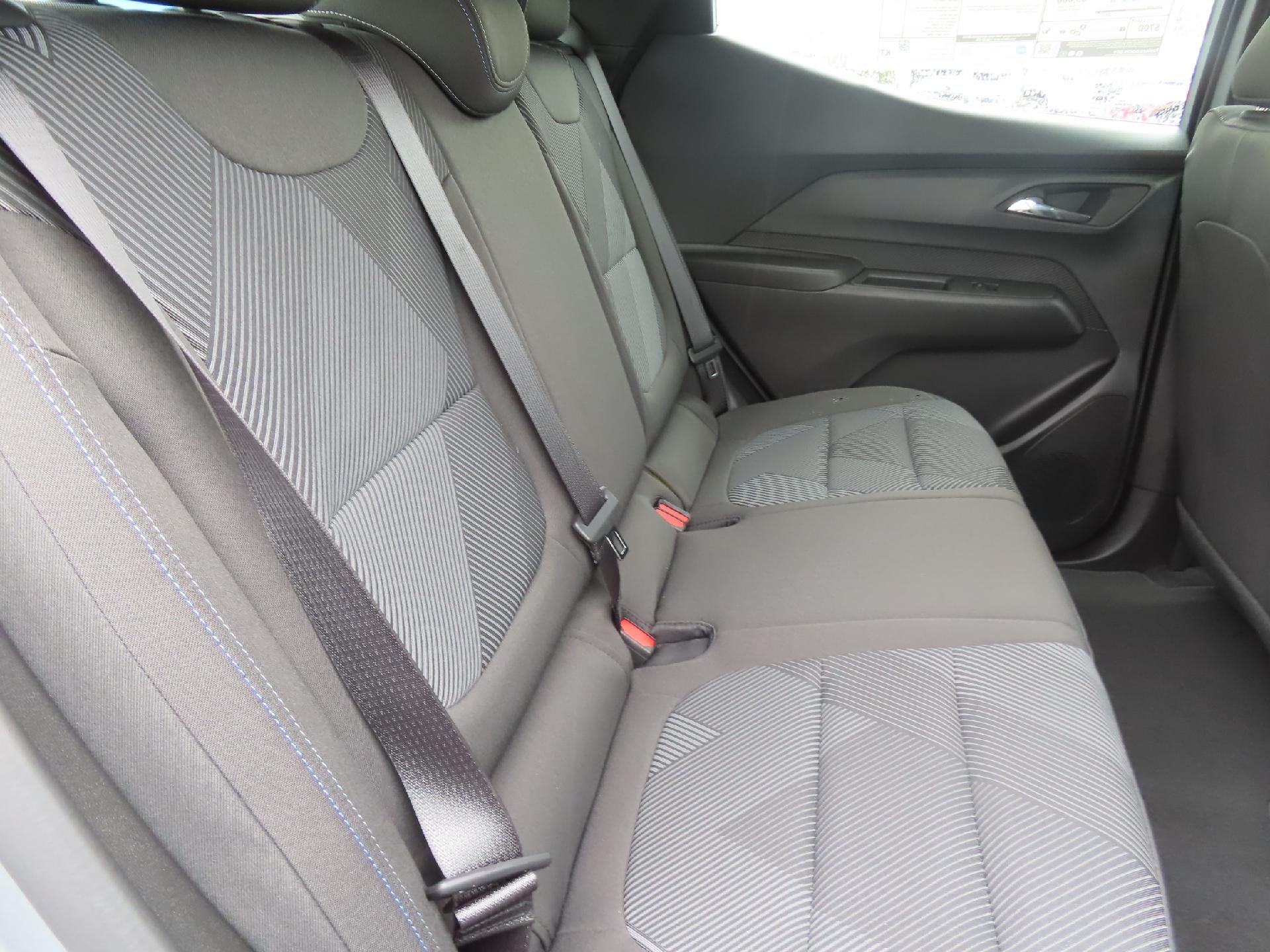 2027 Chevrolet Bolt EUV LT