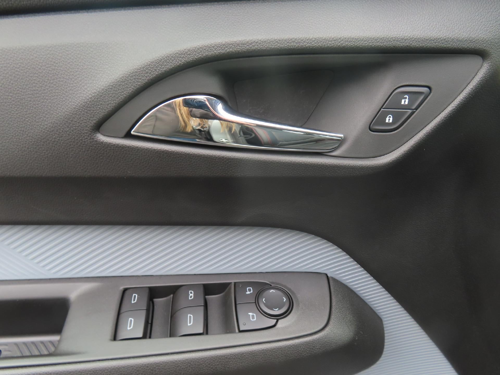 2027 Chevrolet Bolt RS FWD