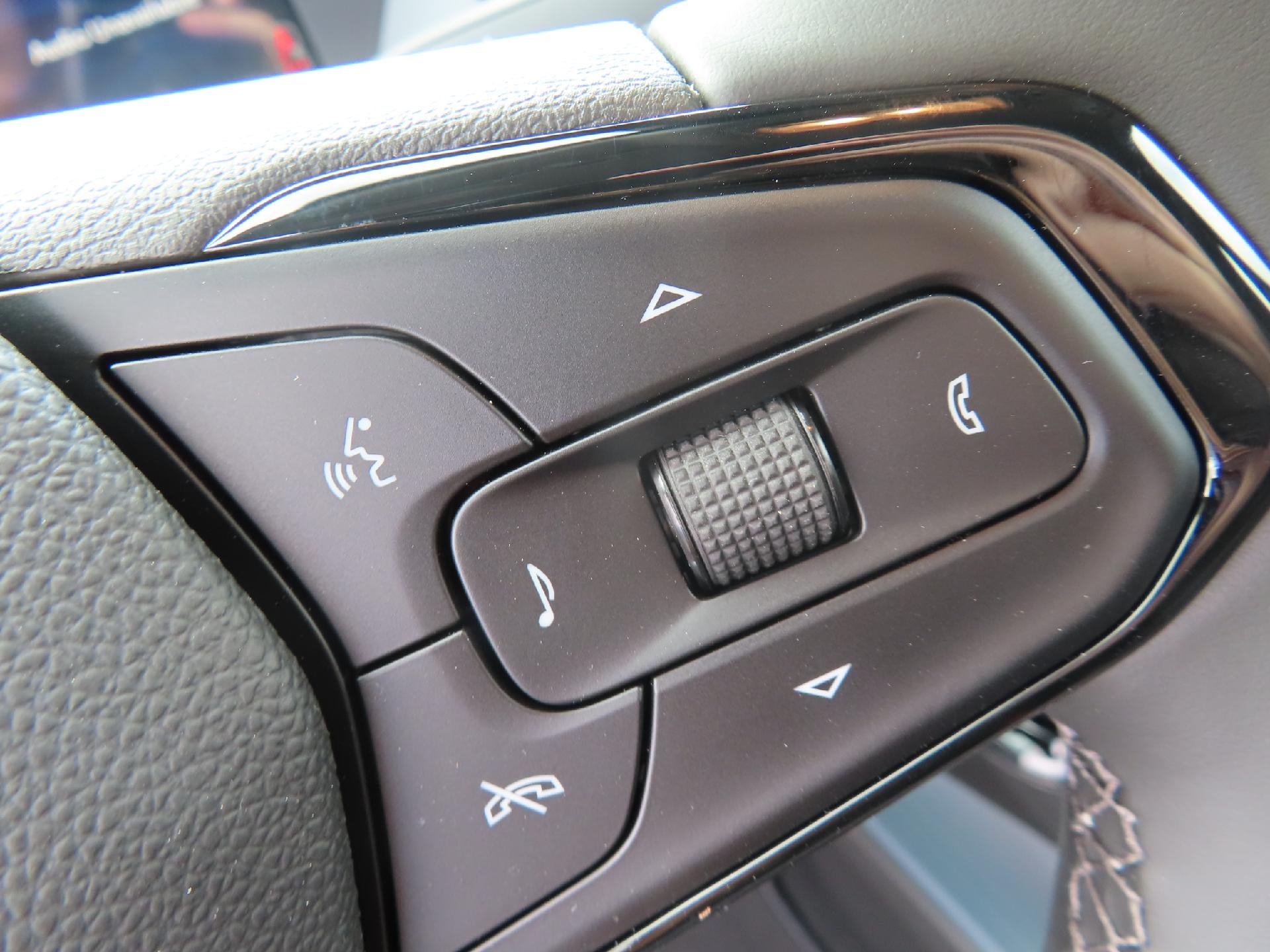 2027 Chevrolet Bolt RS FWD