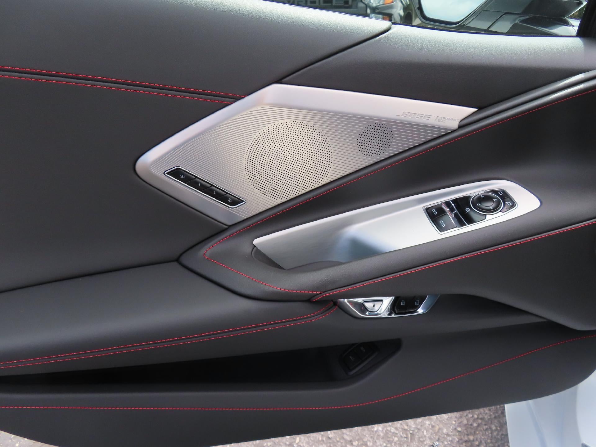 2027 Chevrolet Corvette Stingray 2LT