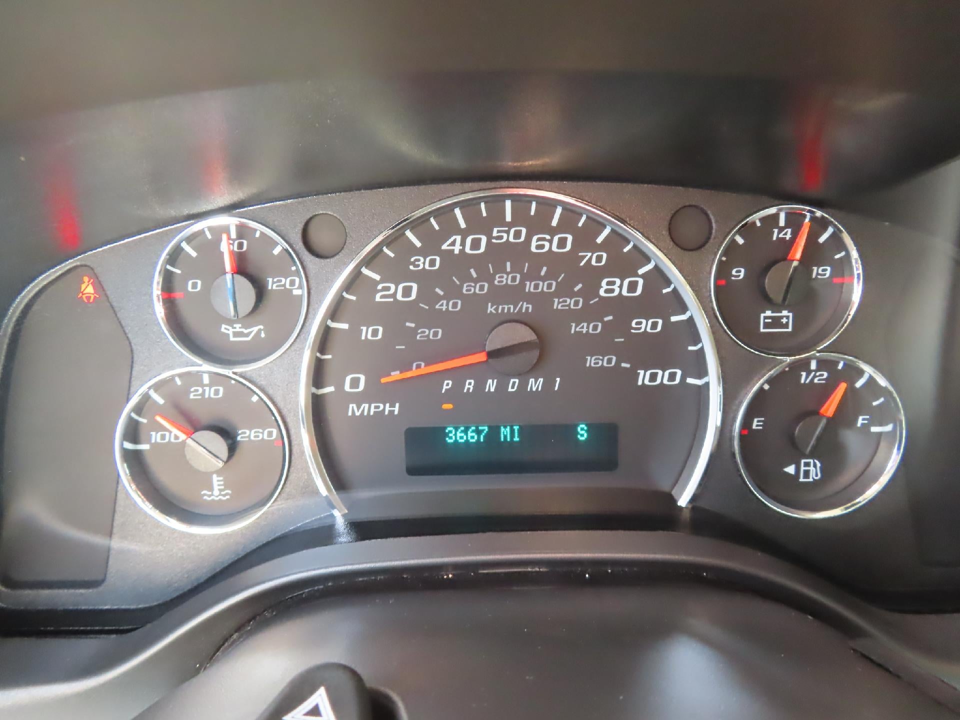 2025 Chevrolet Express Passenger LT