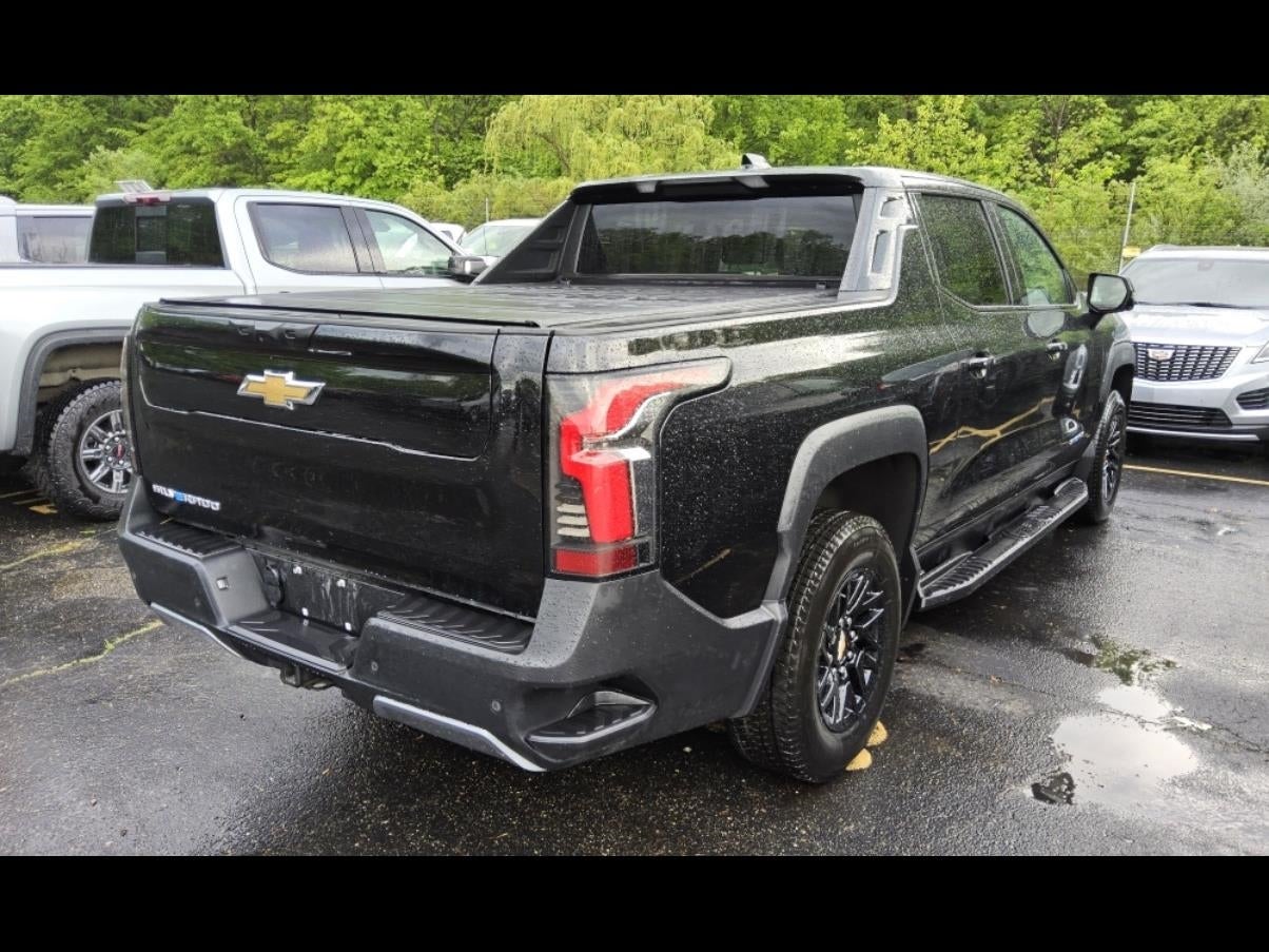 2025 Chevrolet Silverado EV LT