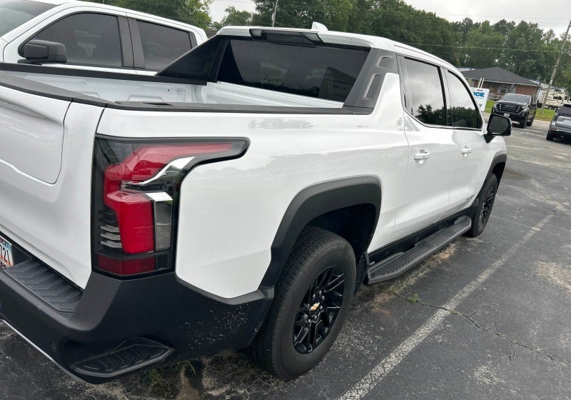 2025 Chevrolet Silverado EV LT