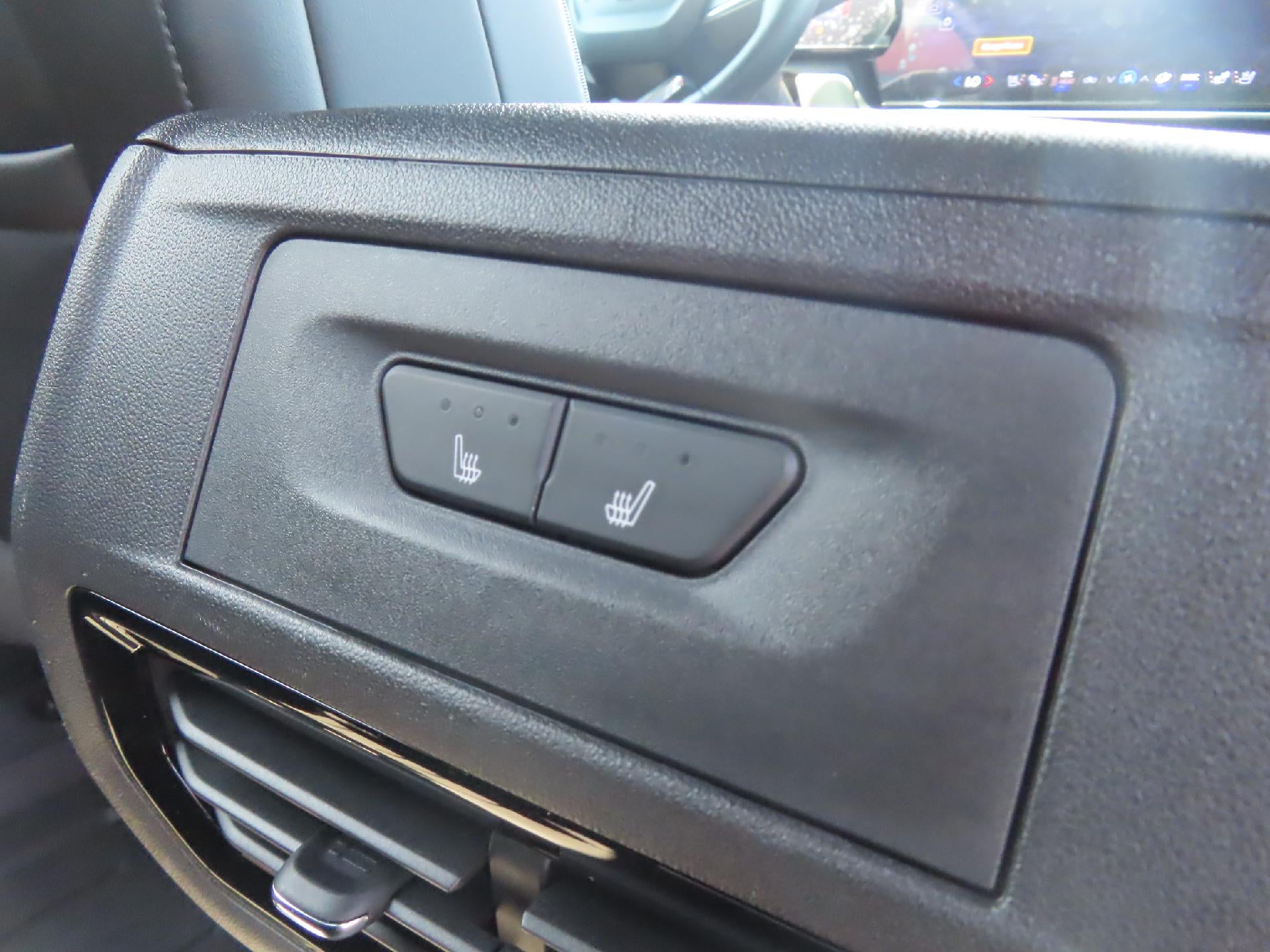 2025 Chevrolet Silverado EV LT