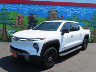 2025 Chevrolet Silverado EV LT