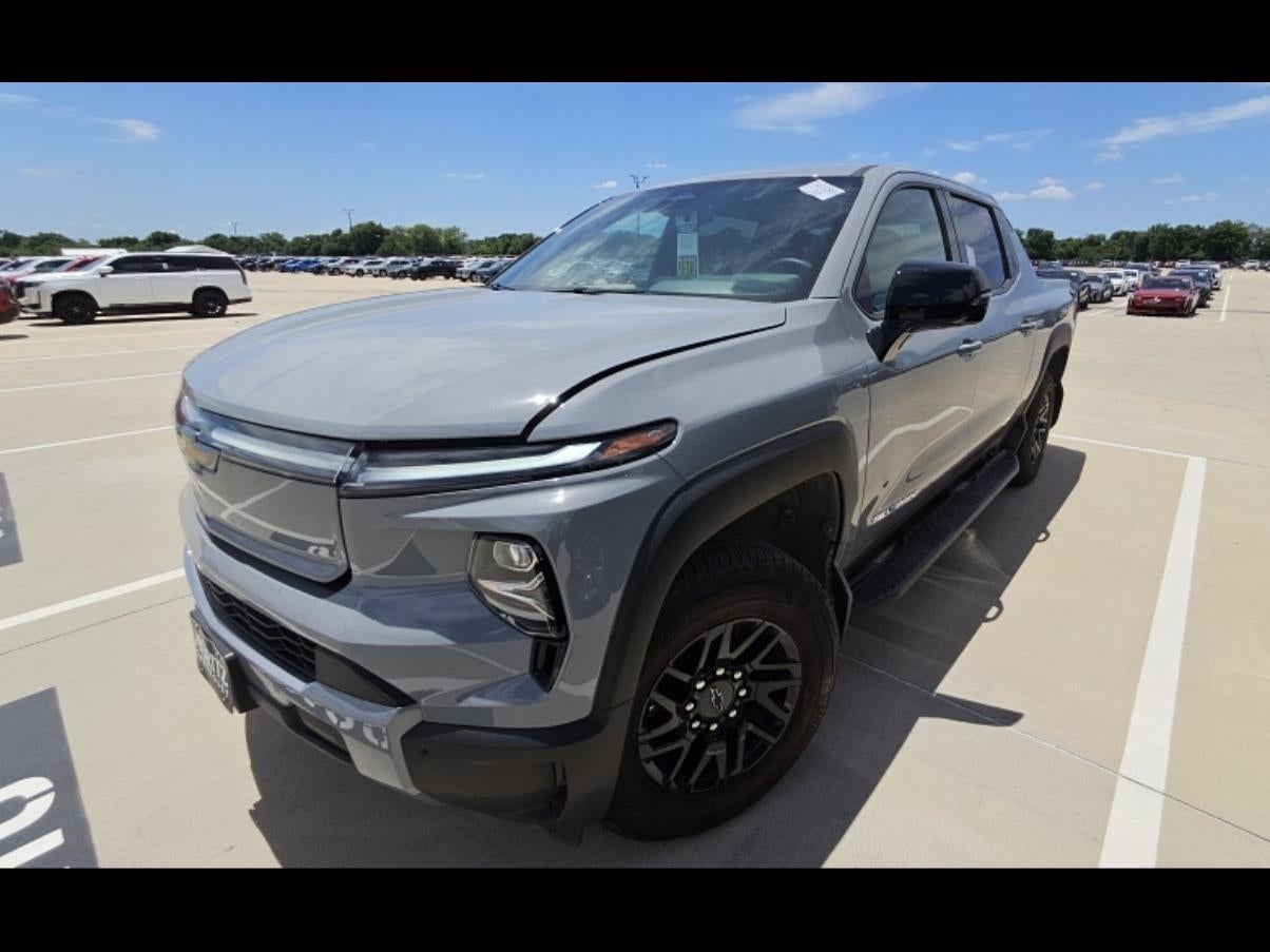 2025 Chevrolet Silverado EV LT