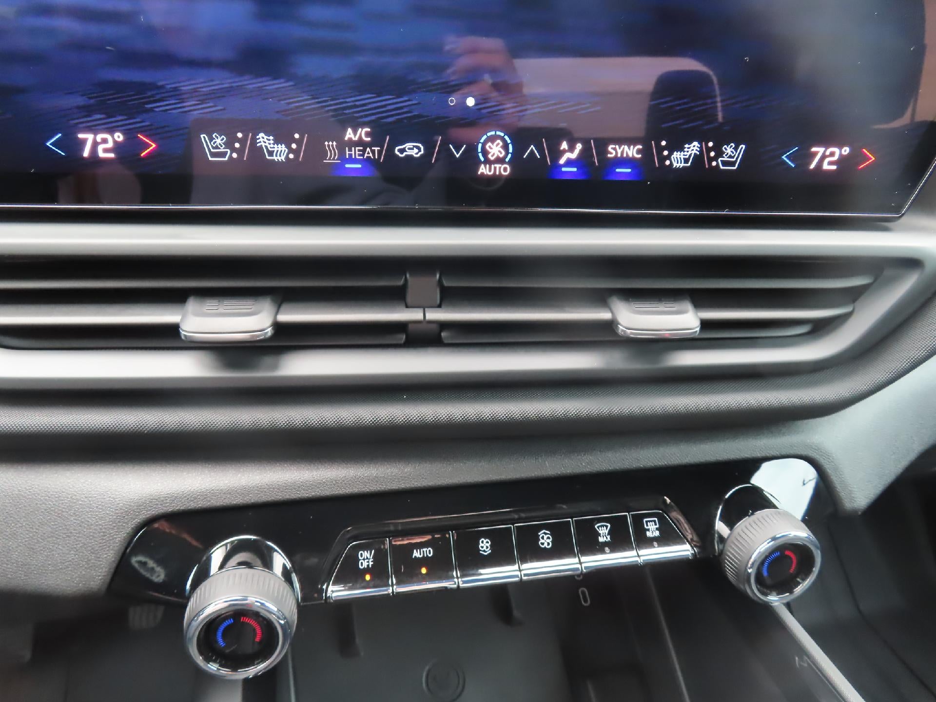 2025 Chevrolet Silverado EV LT