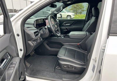2025 Chevrolet Silverado EV Base