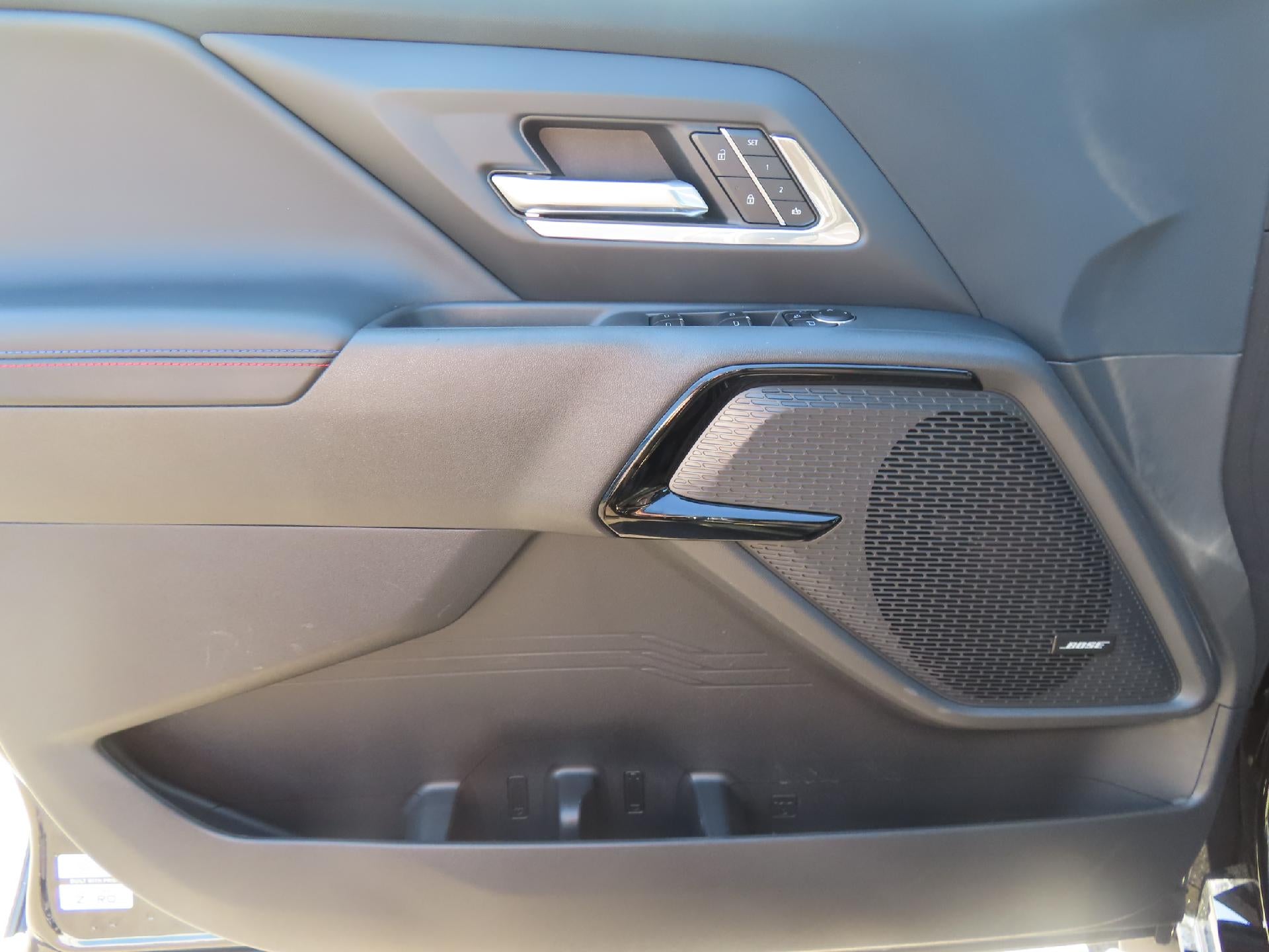2025 Chevrolet Silverado EV RST