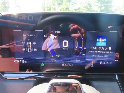 2025 Chevrolet Silverado EV RST