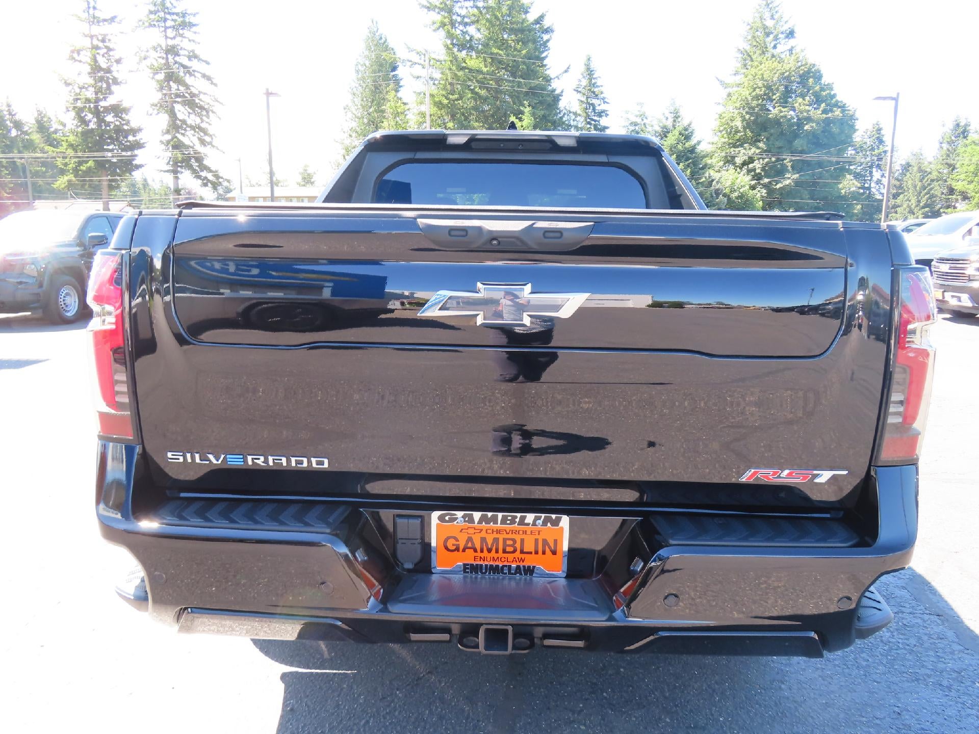2025 Chevrolet Silverado EV RST