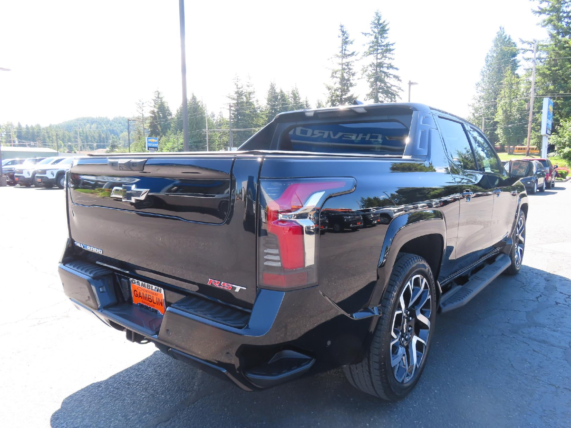 2025 Chevrolet Silverado EV RST