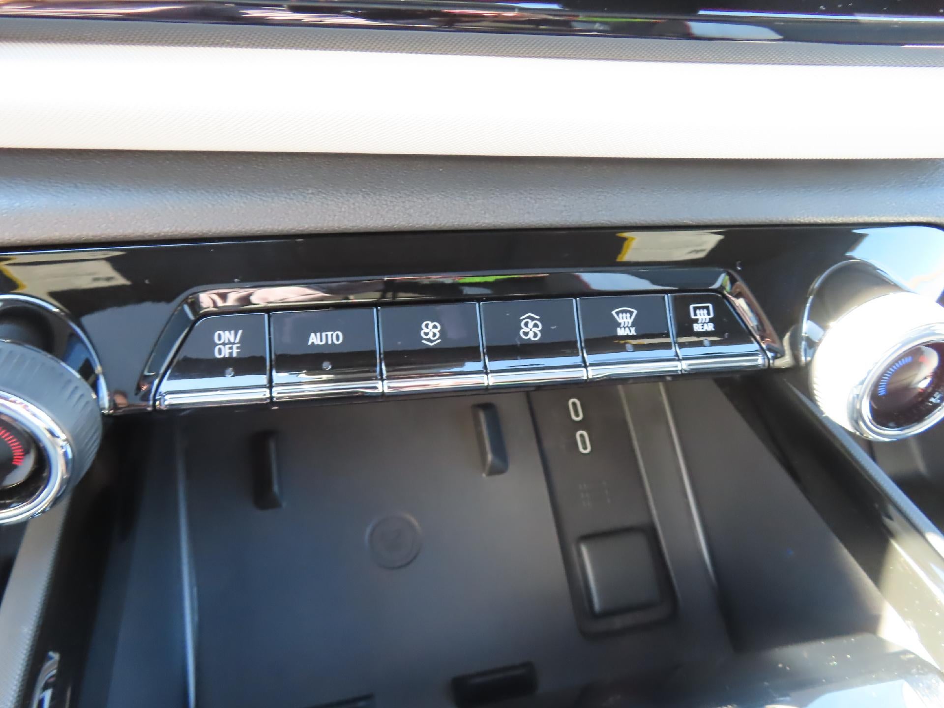 2025 Chevrolet Silverado EV RST