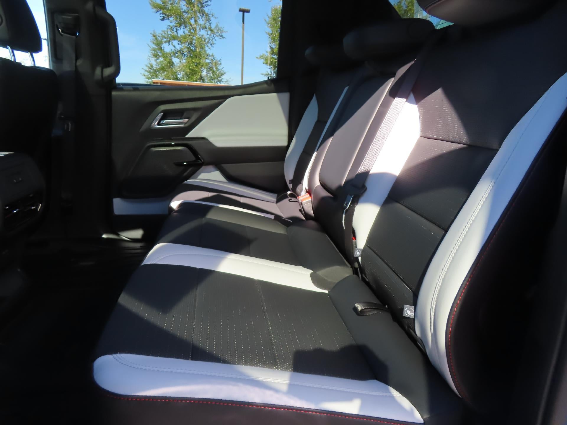 2025 Chevrolet Silverado EV RST