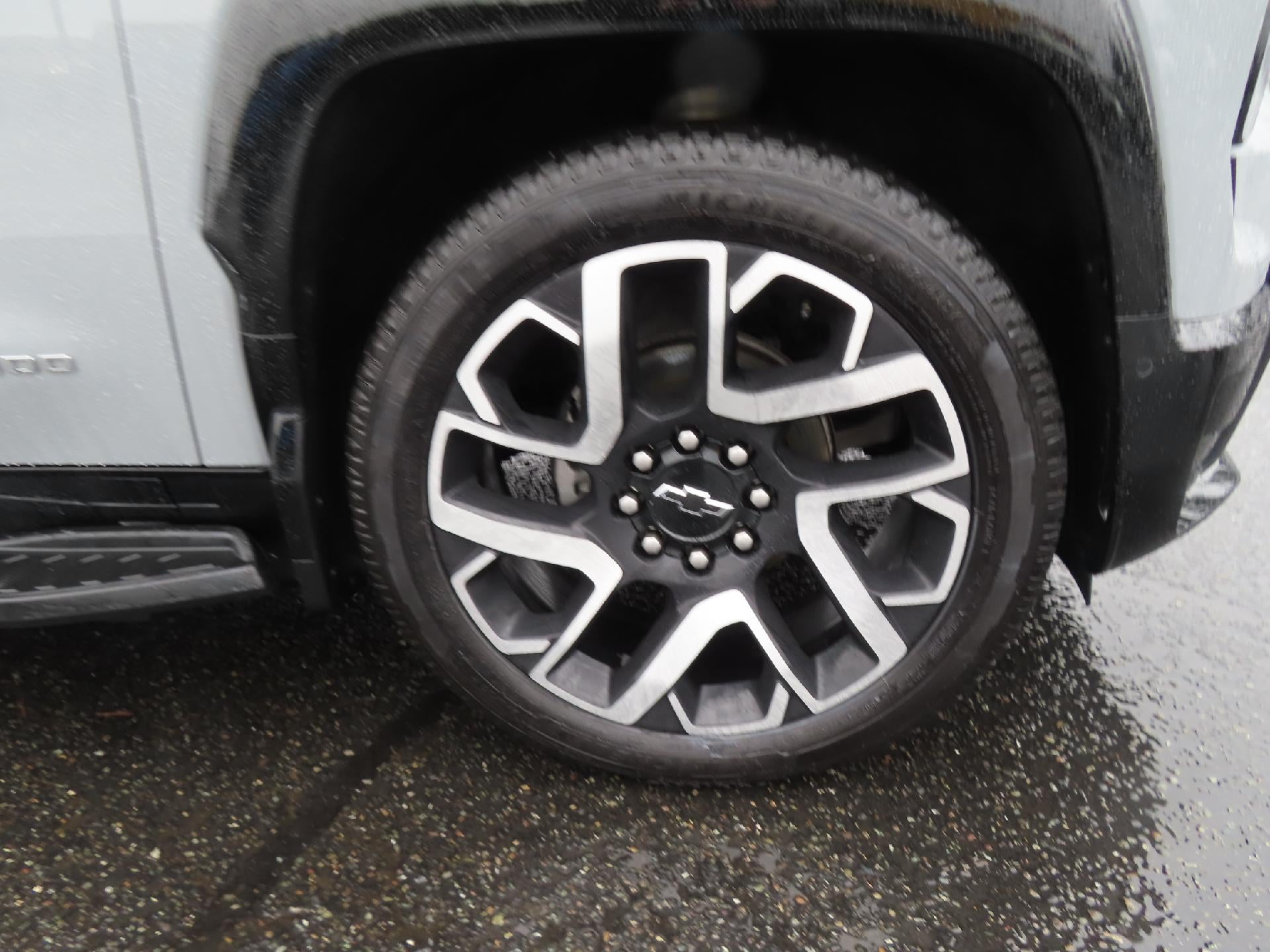 2025 Chevrolet Silverado EV RST